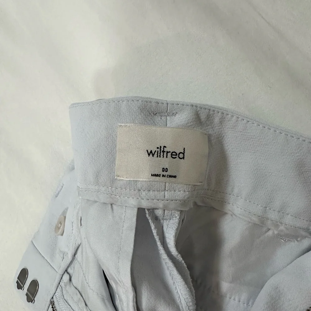 Aritzia Wilfred tie front light blue pants